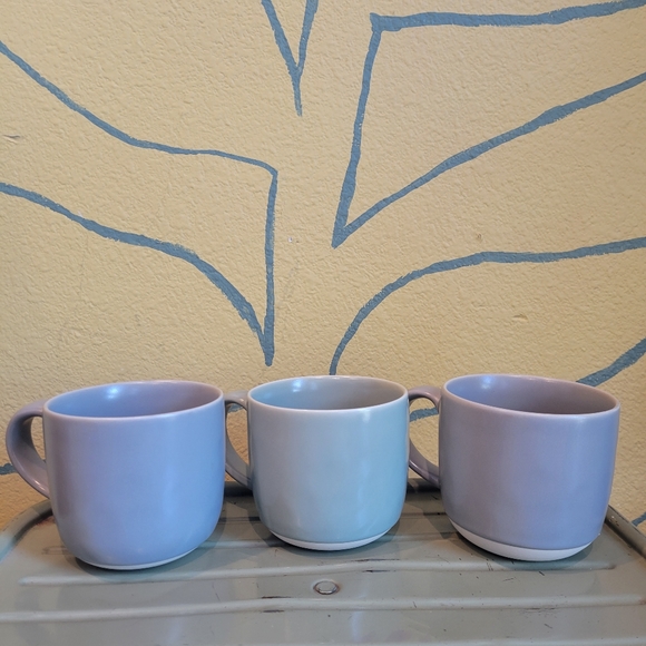 Fable Stoneware Mugs Set of 3 - Picture 4 of 7